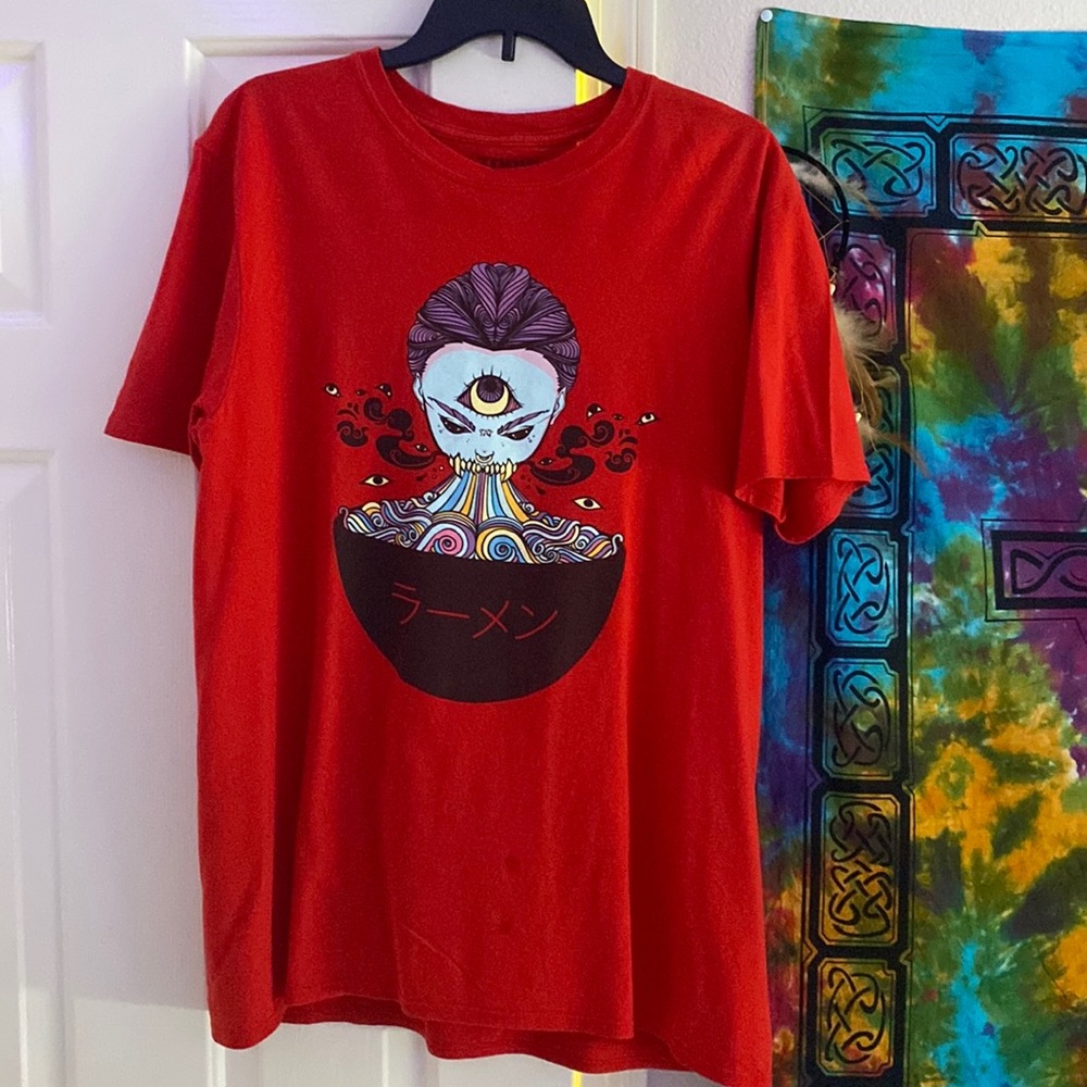 Cute red ramen shirt